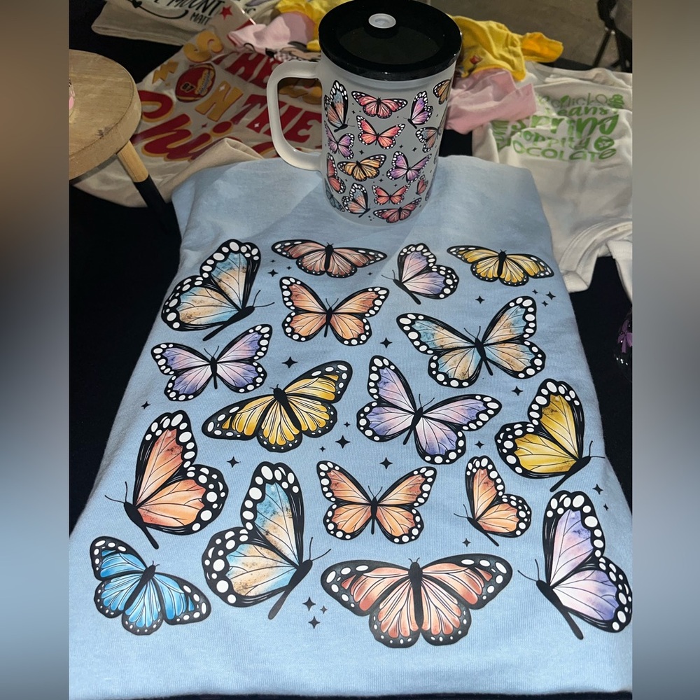 Butterfly Print Blue Tee & Mug Set